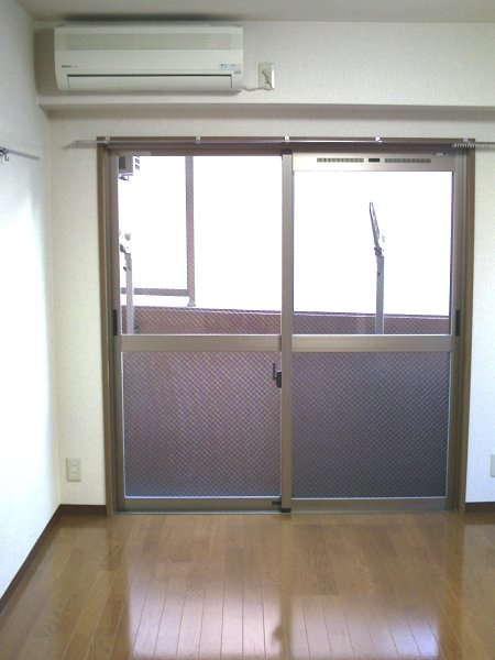 愛知県名古屋市名東区朝日が丘 リビング