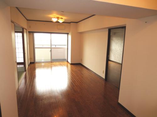 プロムナード仲町台 リビング