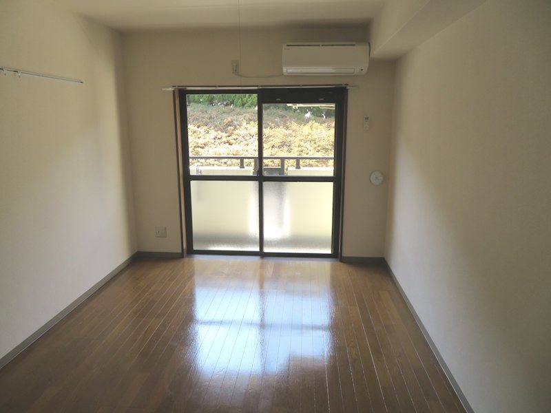 新百合ヶ丘ピア池尻 リビング