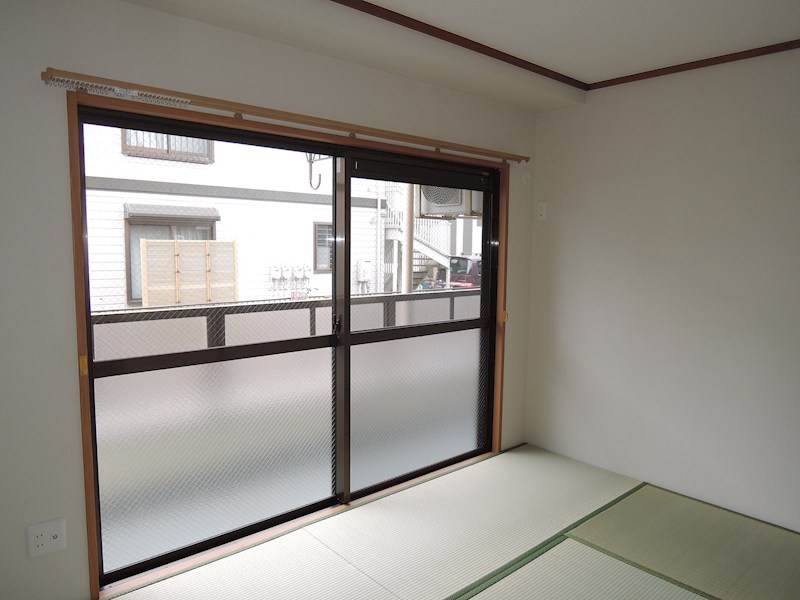 メゾンアンパー ベッドルーム