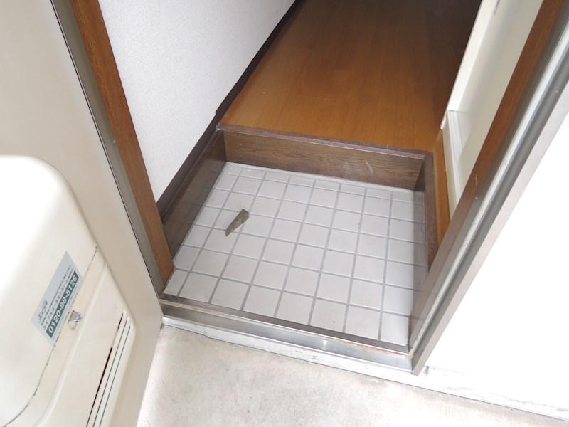 コーポ井口 II 玄関