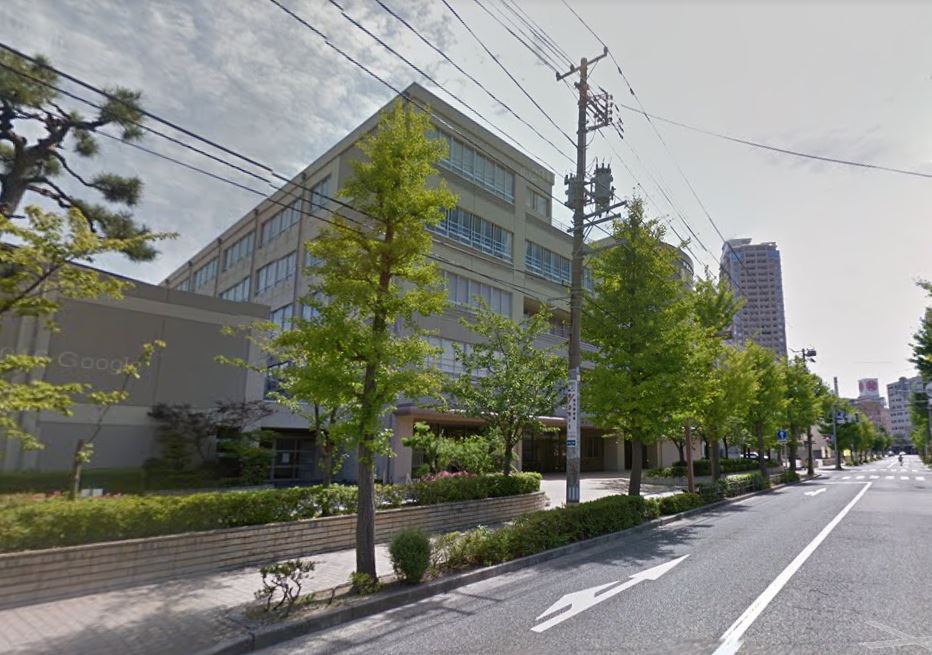 異人池コート 小学校