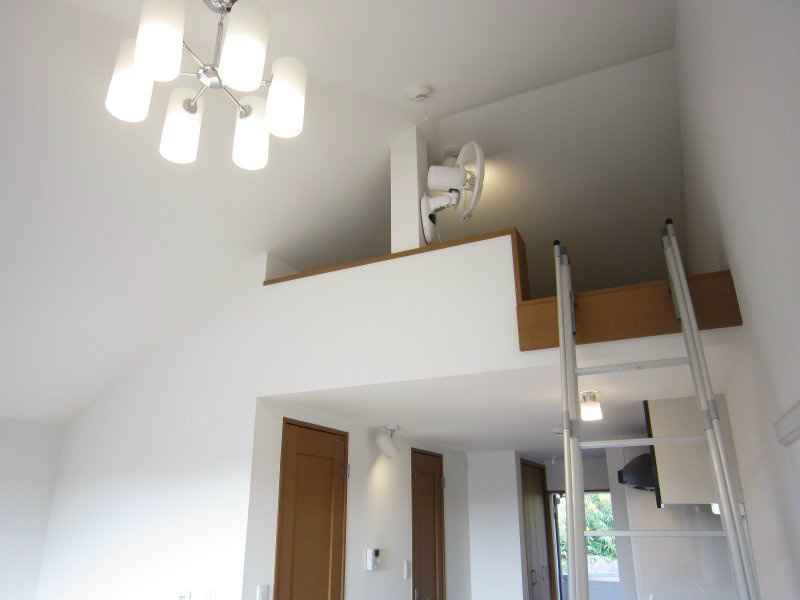 カリーナ その他9