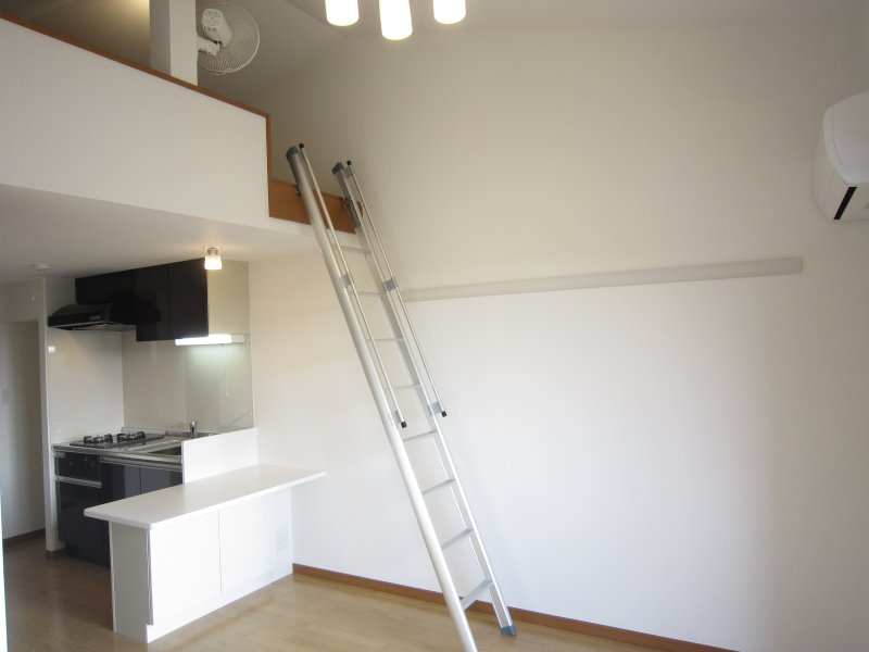 カリーナ リビング