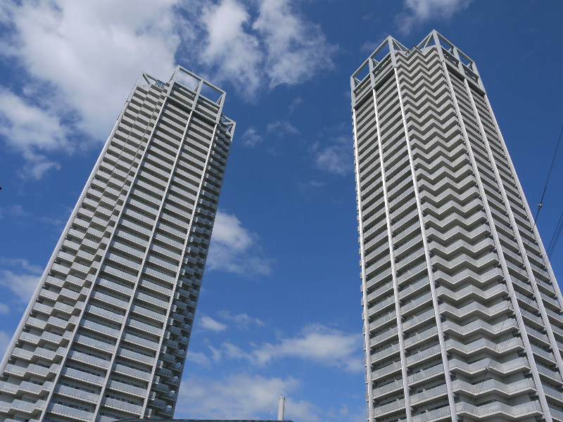 アルザタワーズ　ブルータワー 外観