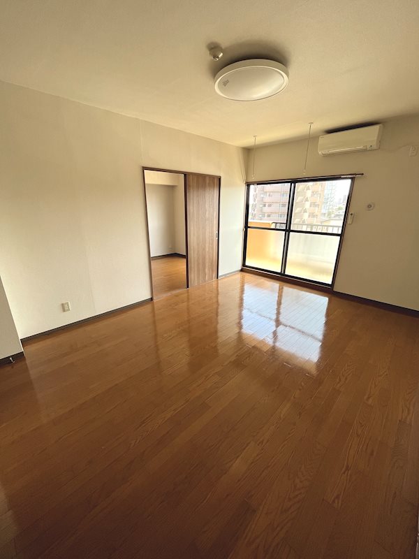 ネオニシキ リビング