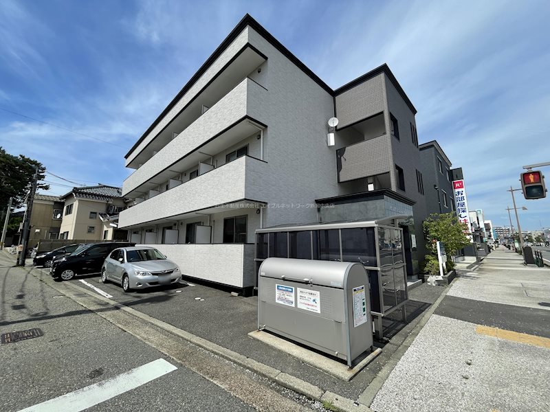 プレイス学校町 外観