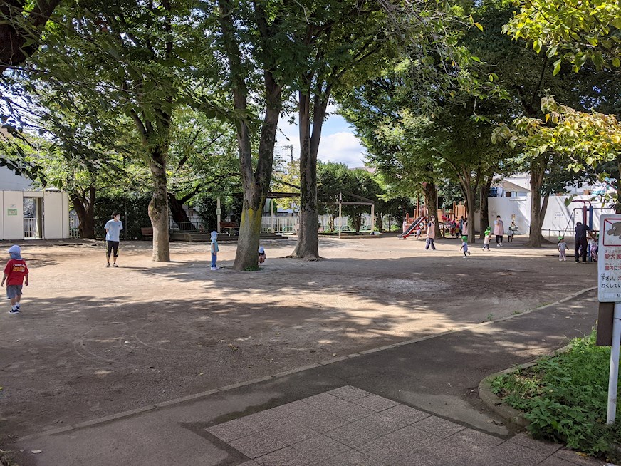 ロッケンハウスＡ 公園