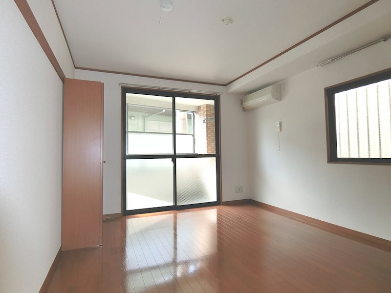 ポナール日新　当社管理物件 リビング