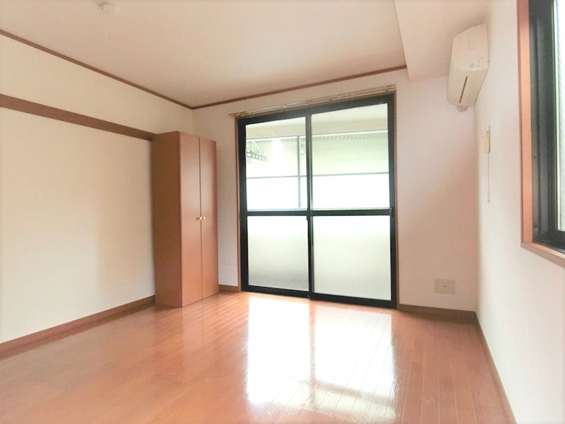 ポナール日新　当社管理物件 ベッドルーム