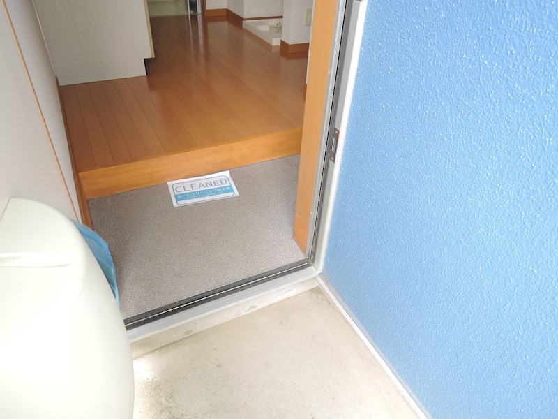 サンワハウス 玄関