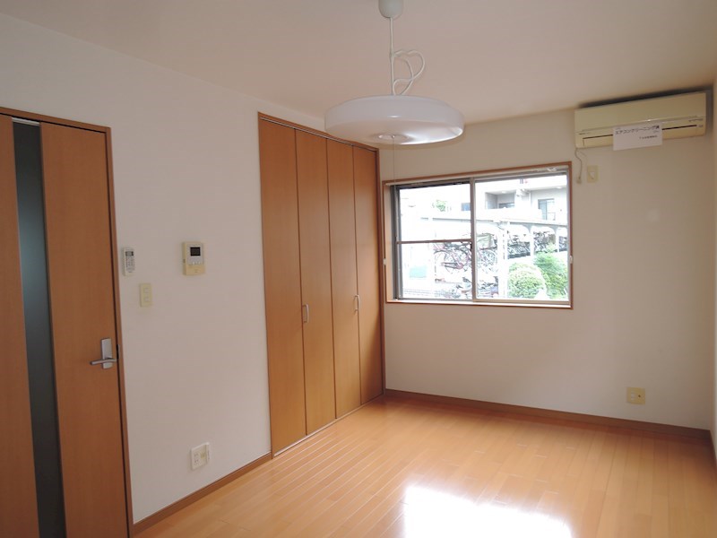 サンワハウス ベッドルーム