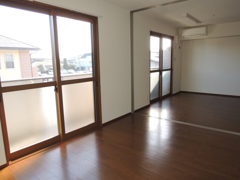 コンフォール上原 ベッドルーム