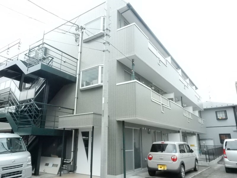 エスカレントⅡ 206号室 外観