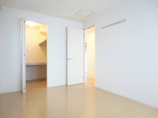 ドエル佐方 ベッドルーム