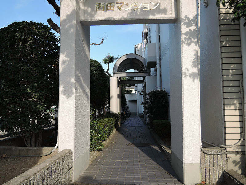 久宝寺西田マンション エントランス