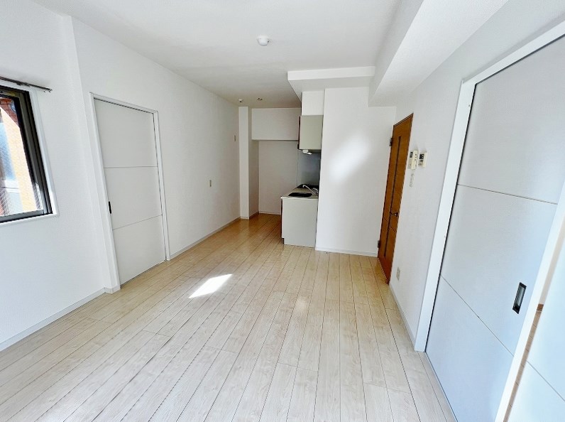 ＭＤＩロイヤルレジデンス大手町 リビング