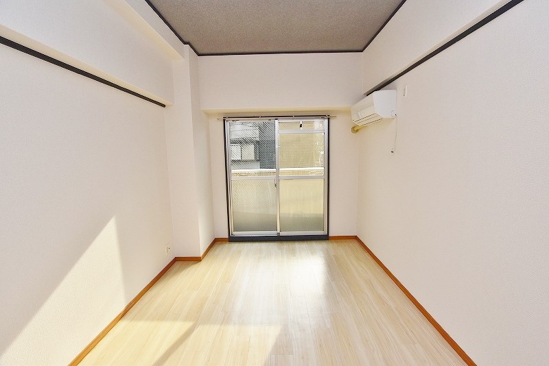 ロイヤルセンチュリー リビング