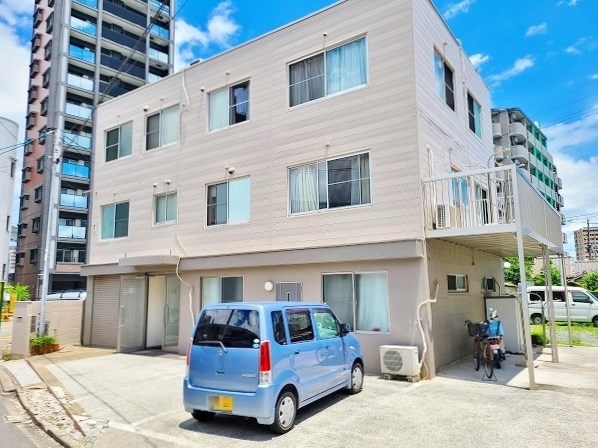 アミティエ片野 301号室 外観