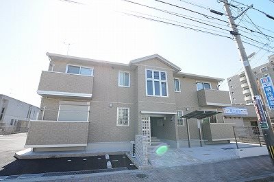 ラジュネス下曽根 102号室 外観