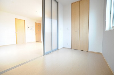 ラジュネス下曽根 ベッドルーム