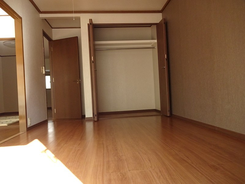 ハイツベルエア ベッドルーム