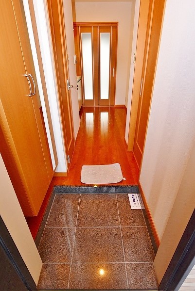 サンシャイン十番館.曽根 玄関