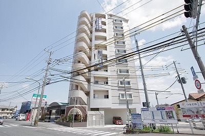 サンシャイン十番館.曽根 203号室 外観