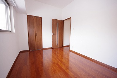 ファミール守恒 ベッドルーム