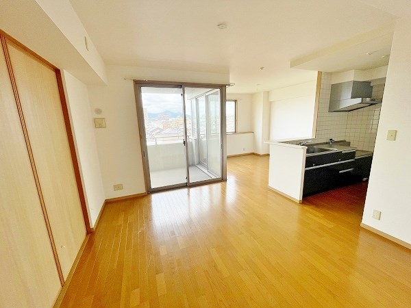 ルフォンド天神 リビング