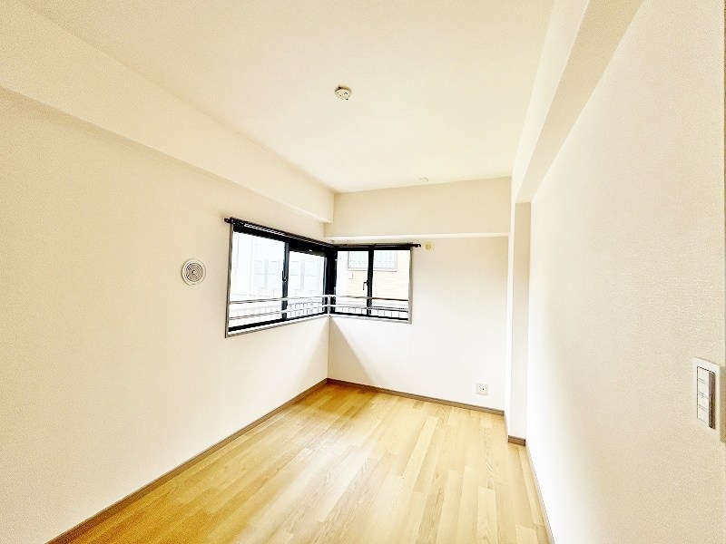 ベルカーサ守恒 ベッドルーム