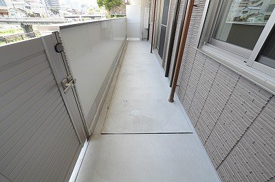 ヴィラダンク上到津 ベランダ