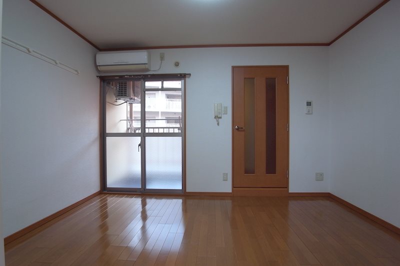 ＫＢＫ高天ビル リビング