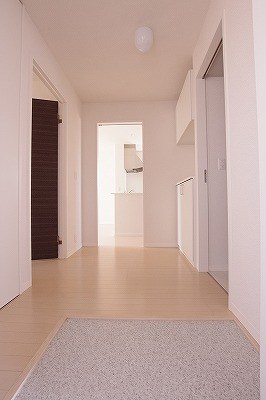 ラウンドシティ泉台  玄関