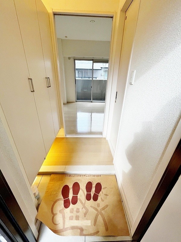 ヴェールヴァン田町 玄関