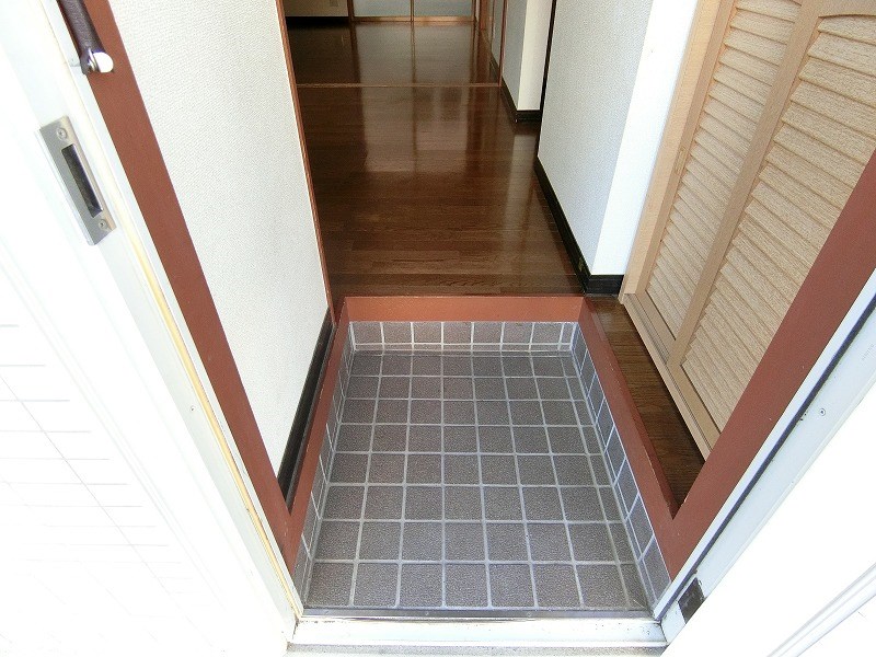 グロリアハイツ　当社管理物件 玄関