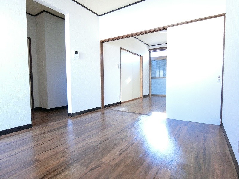 グロリアハイツ　当社管理物件 リビング