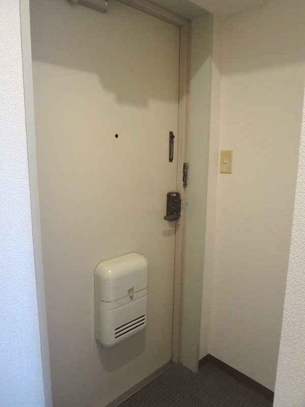 ラ・プラージュ横浜 玄関