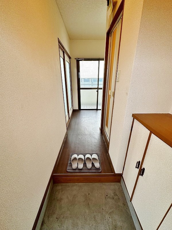 小倉ホースビル 玄関