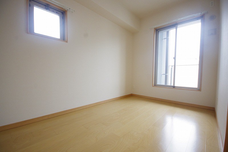 シャーメゾングランドソレイユ門司 ベッドルーム