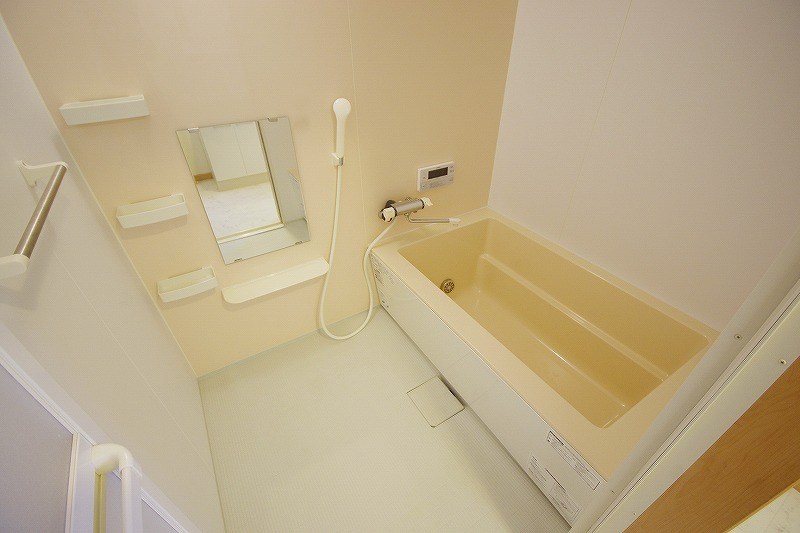 シャーメゾングランドソレイユ門司 風呂画像