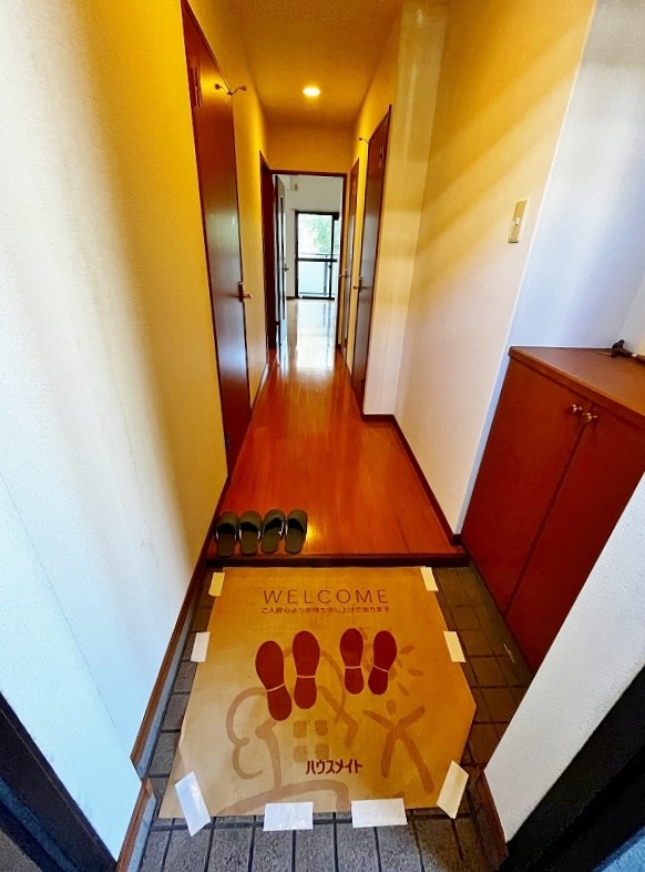 リバージュ中井 玄関