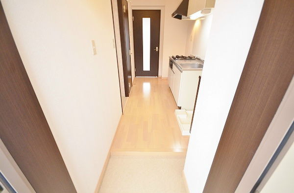 プレステージ白石 玄関