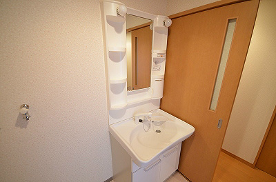 ゼルコバ その他10