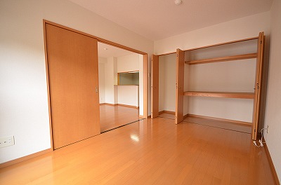 ゼルコバ ベッドルーム