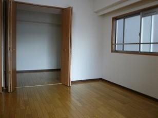 大阪府大阪市中央区農人橋１丁目 収納