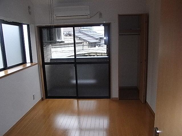 愛知県名古屋市西区名西１丁目 リビング