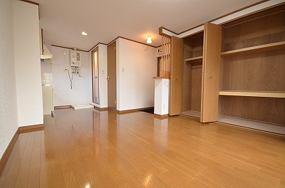 中野ビル ベッドルーム