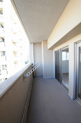 ＬＥＡＤ真鶴（リード真鶴）(高齢者向け優良賃貸住宅) ベランダ