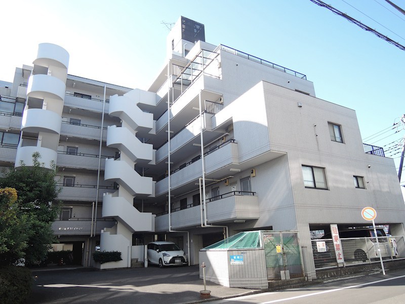 稲田堤グランドハイツ　外観